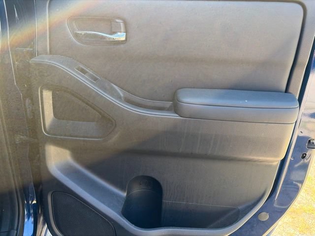 Used 2023 Nissan Frontier SV w/ Technology Package RWD image 19
