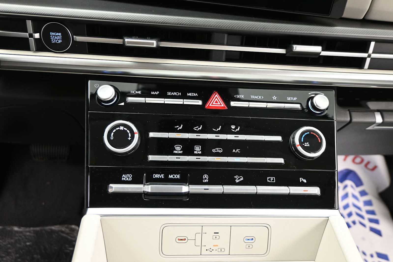 New 2026 Hyundai Santa Fe SE FWD image 21