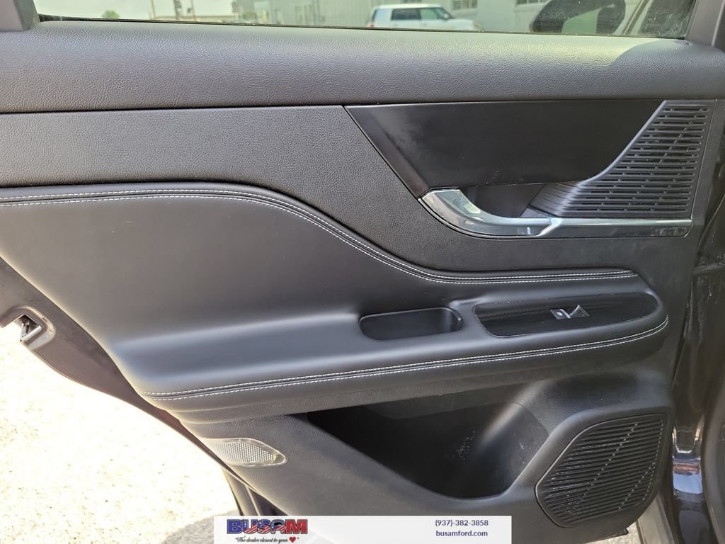 Used 2020 Lincoln Corsair FWD w/ Premium Package image 14