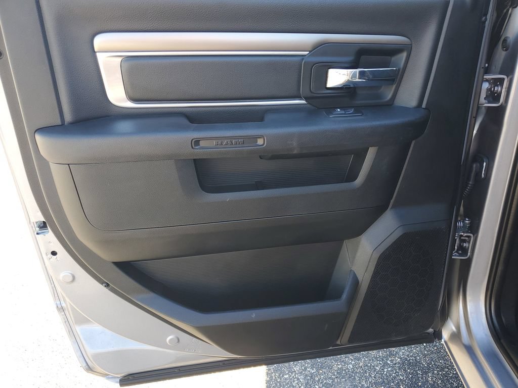 Used 2024 RAM 1500 Classic Warlock AWD/4WD image 24