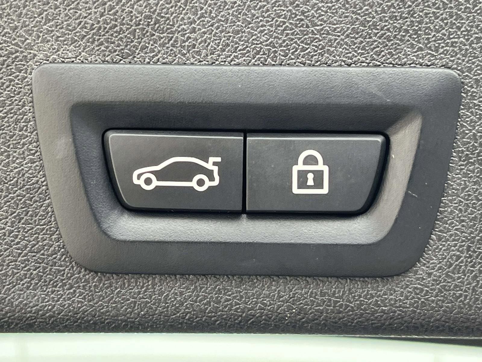 Used 2022 BMW X6 xDrive40i image 11