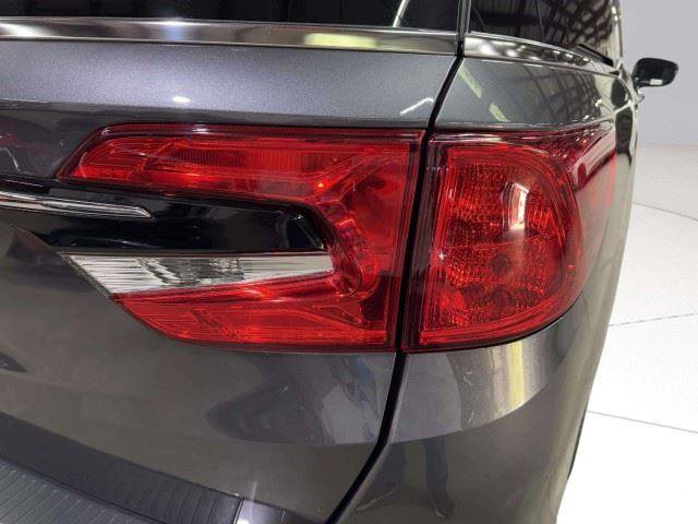 Used 2023 Honda Odyssey EX-L image 16