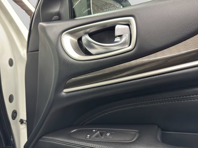 Used 2019 INFINITI QX60 Pure AWD/4WD image 17