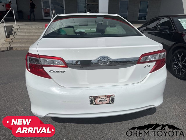 Used 2014 Toyota Camry XLE w/ Convenience Package image 5