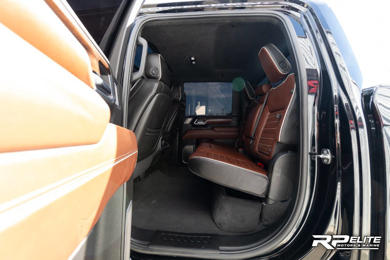 Used 2025 GMC Sierra 2500 Denali Ultimate image 75