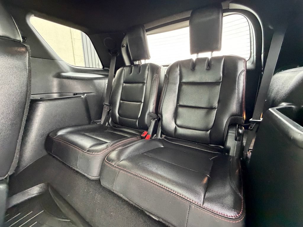 Used 2019 Ford Explorer Sport w/ Equipment Group 401A AWD/4WD image 23