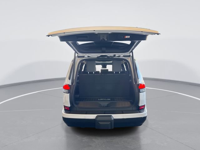 Used 2024 Lexus GX 550 image 25