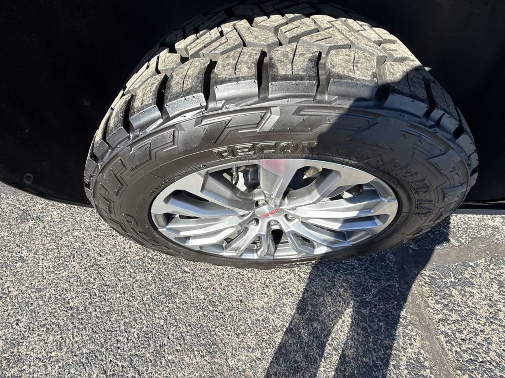 Certified 2021 GMC Yukon XL Denali w/ Denali Premium Package image 40