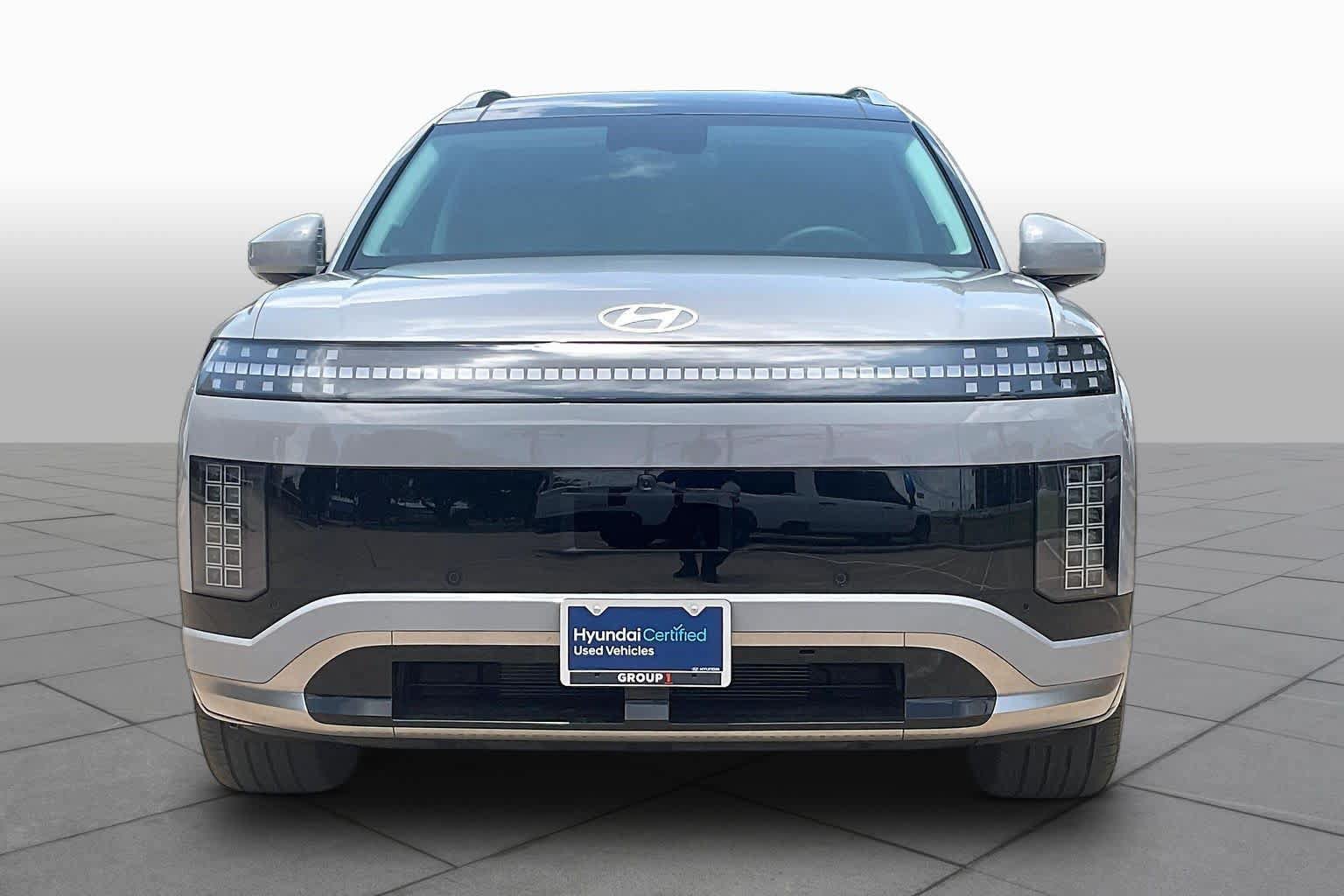 Certified 2026 Hyundai Ioniq 9 Calligraphy AWD/4WD image 3