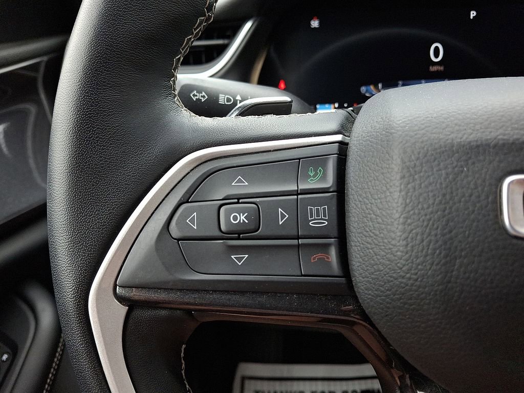 Used 2022 Jeep Grand Cherokee L Laredo w/ Luxury Tech Group I image 21