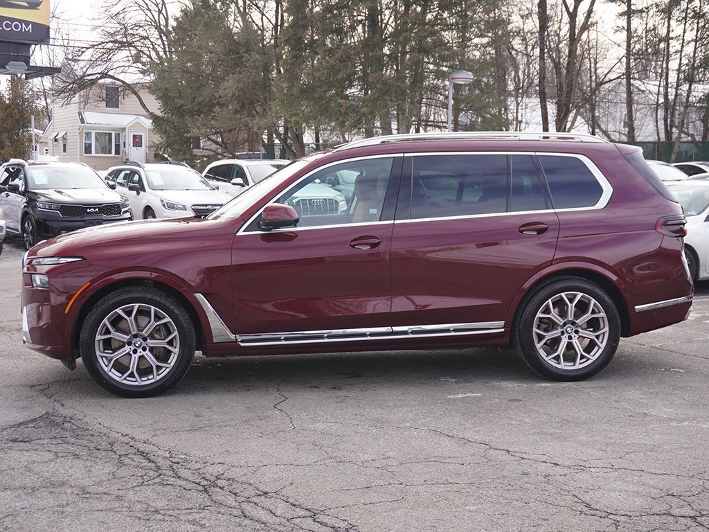 Used 2024 BMW X7 xDrive40i w/ Premium Package image 23