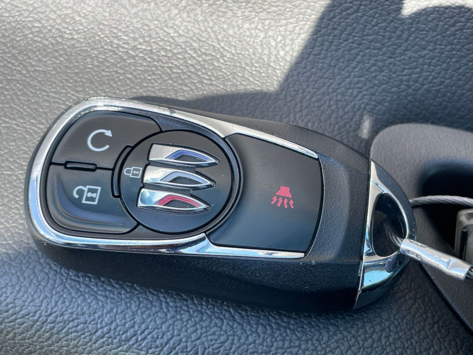 Used 2025 Buick Encore GX Preferred image 28