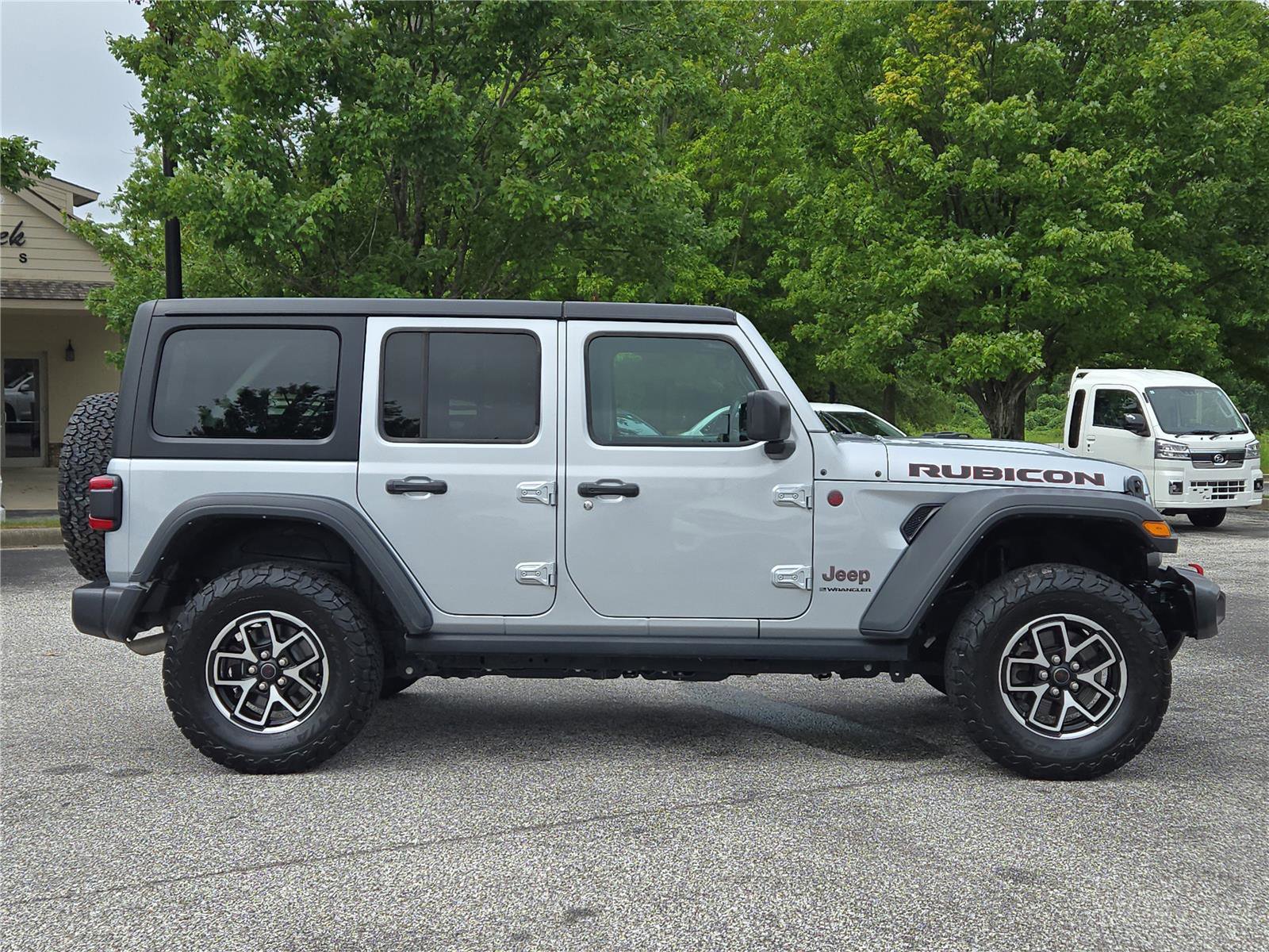 Used 2024 Jeep Wrangler Unlimited Rubicon image 6