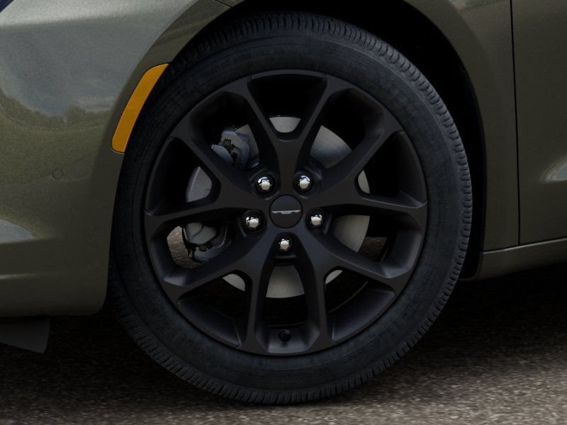 New 2027 Chrysler Pacifica Limited AWD/4WD image 9