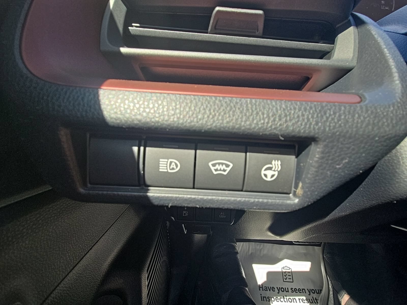 New 2025 Toyota Prius Plug-In Hybrid FWD image 24