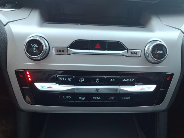 Certified 2024 Ford Explorer XLT w/ Class IV Trailer Tow Package image 22