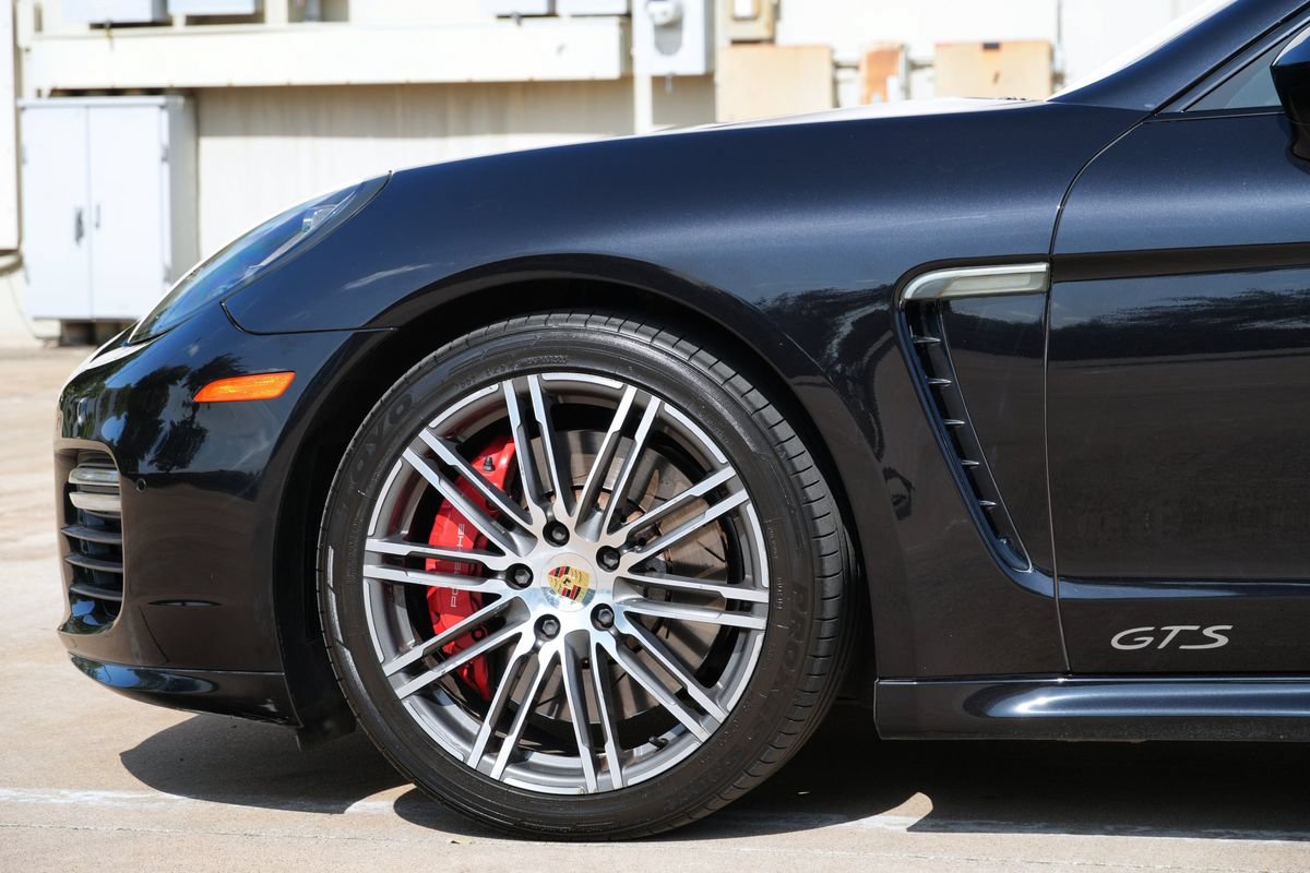 Used 2015 Porsche Panamera GTS w/ Premium Package Plus AWD/4WD image 32