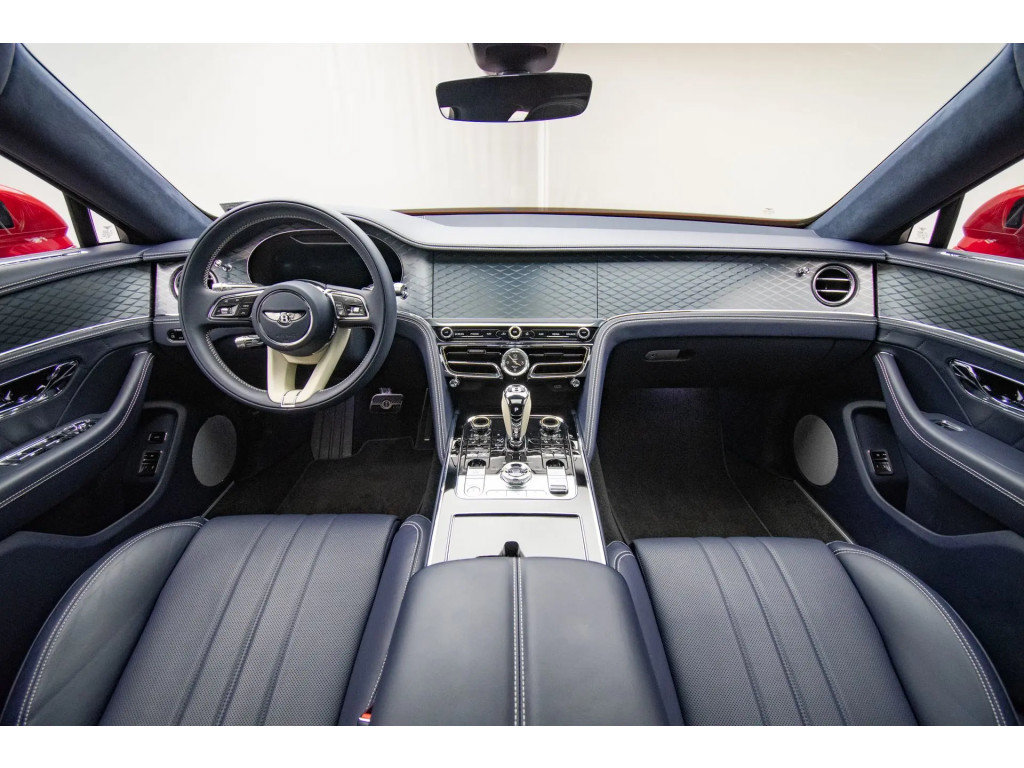 Certified 2024 Bentley Flying Spur S V8 AWD/4WD image 4