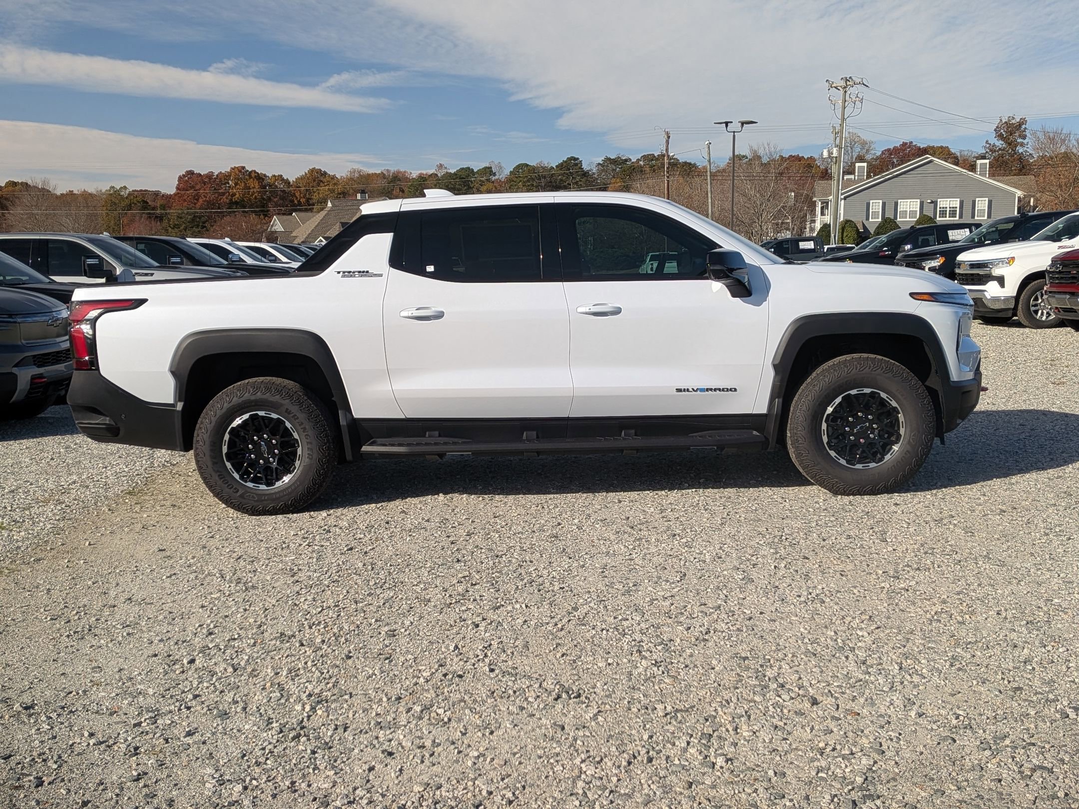 New 2026 Chevrolet Silverado EV Trail Boss image 9