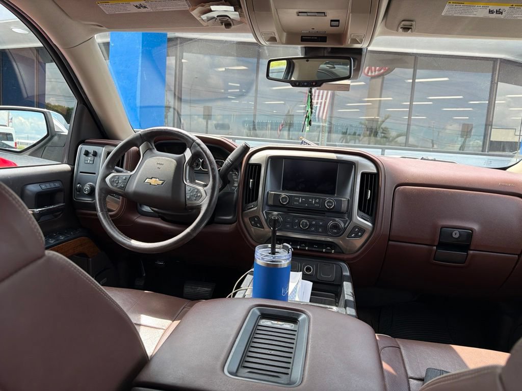 Used 2017 Chevrolet Silverado 1500 High Country RWD image 6