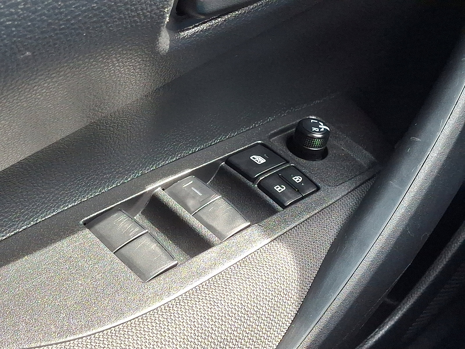 Used 2025 Toyota Corolla LE image 25