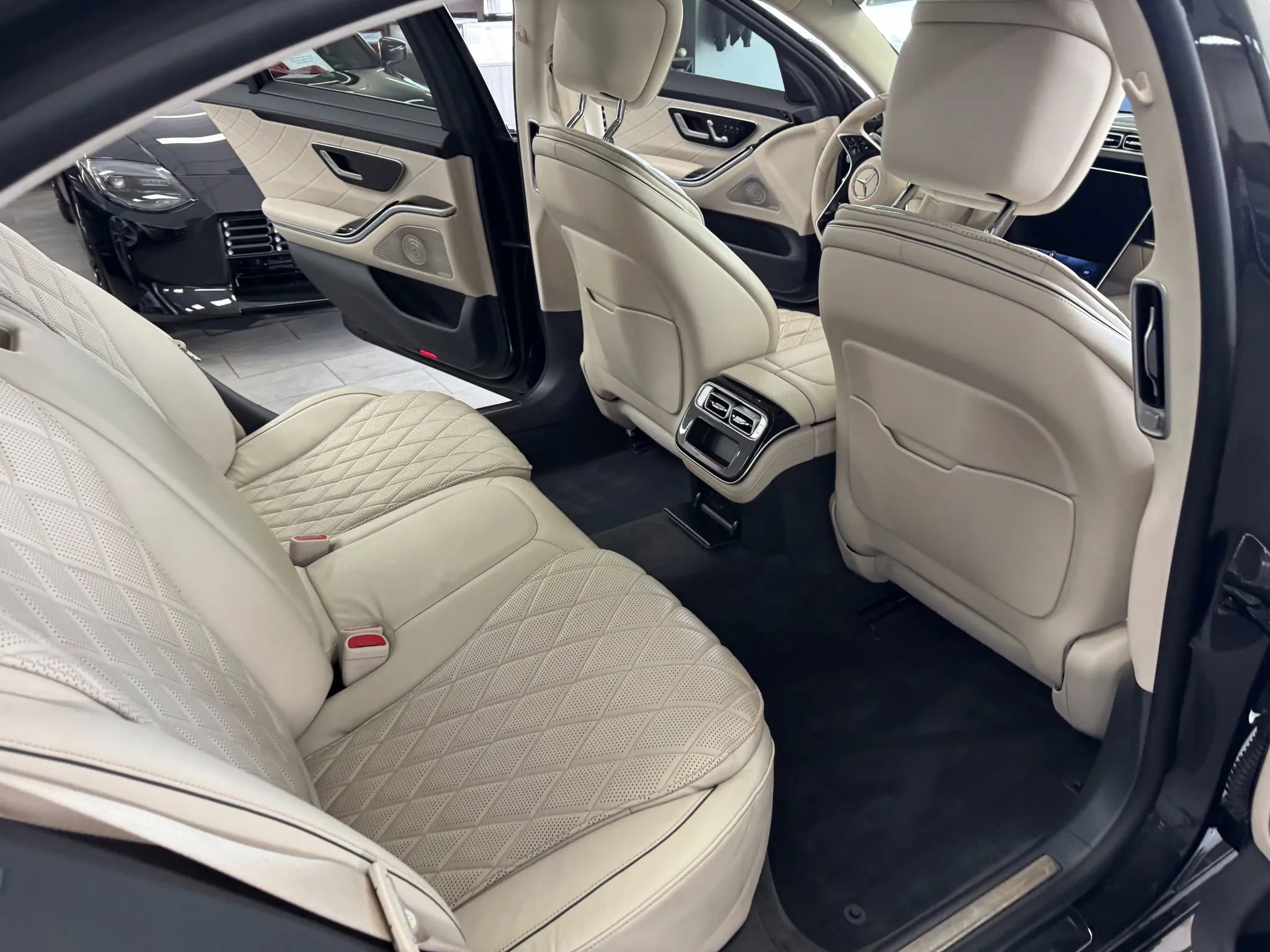 Used 2022 Mercedes-Benz S 580 4MATIC Sedan image 15