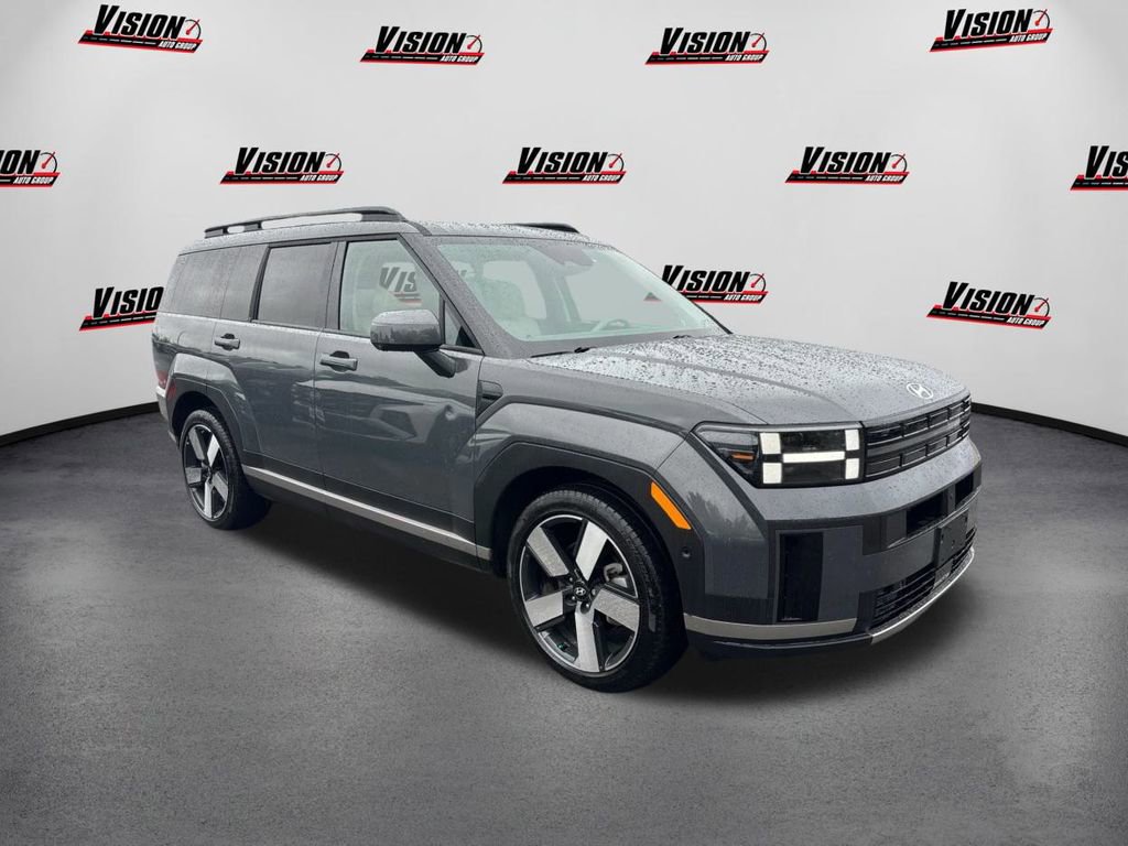 Used 2024 Hyundai Santa Fe Limited image 3