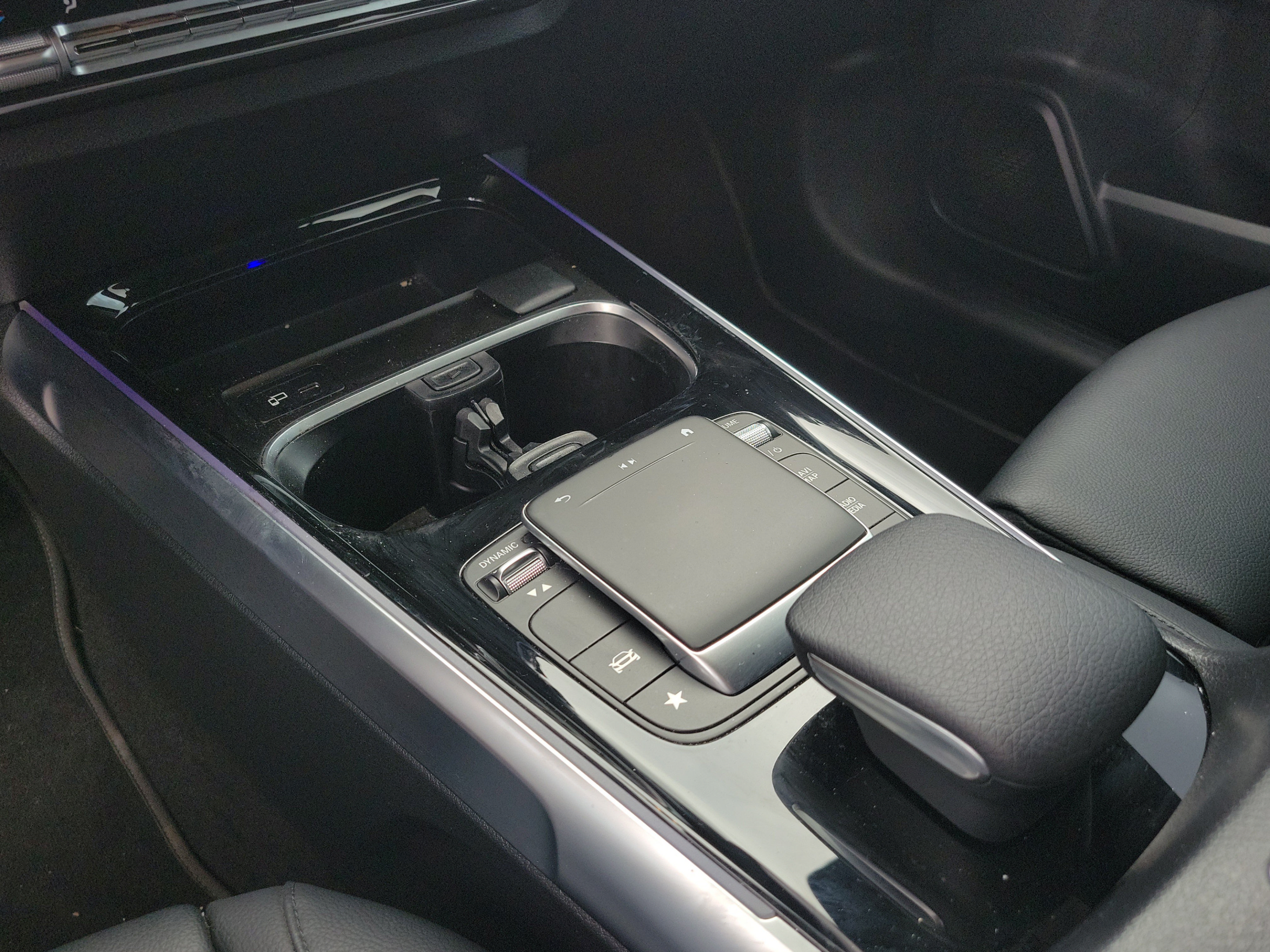 Certified 2022 Mercedes-Benz GLB 250 image 21