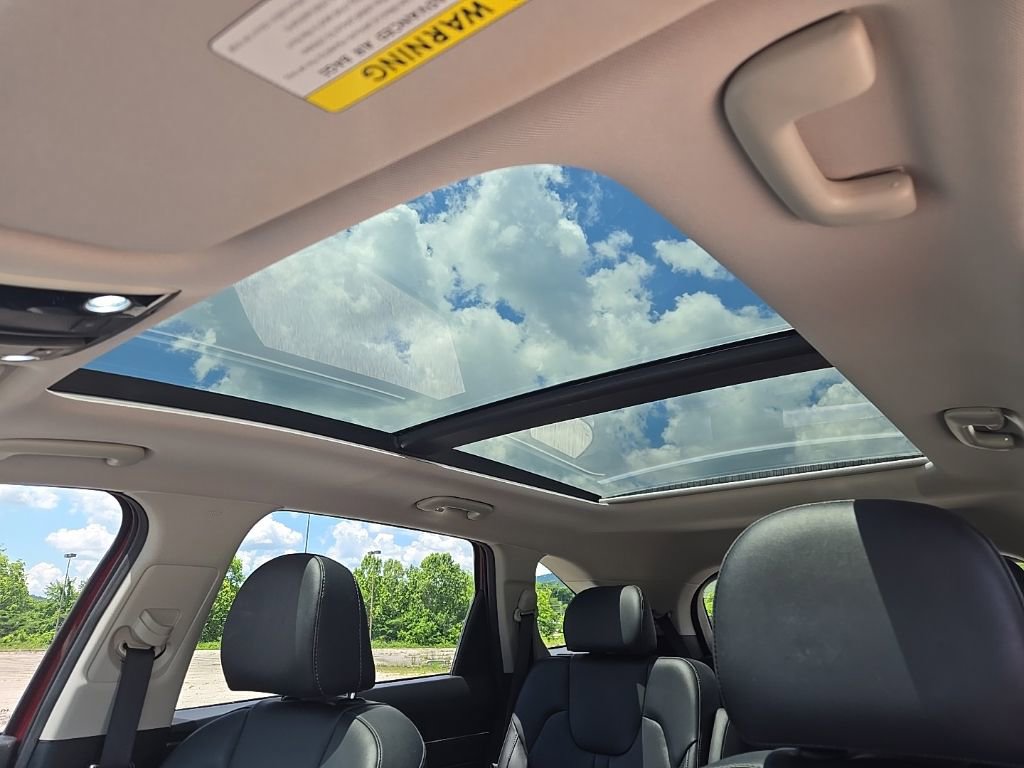 Used 2023 Kia Sorento SX FWD image 18