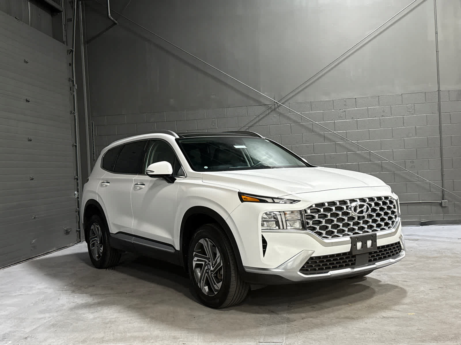 Used 2023 Hyundai Santa Fe SEL w/ Premium Package