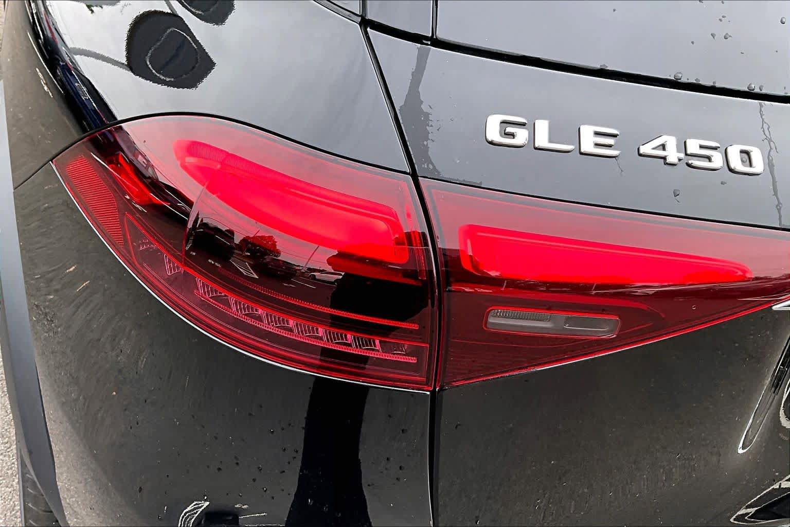 Certified 2025 Mercedes-Benz GLE 450 4MATIC image 29