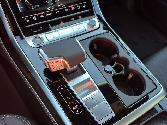 New 2027 Audi Q8 Premium Plus AWD/4WD image 12