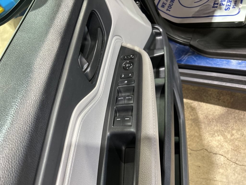 Used 2021 Honda Odyssey LX image 13