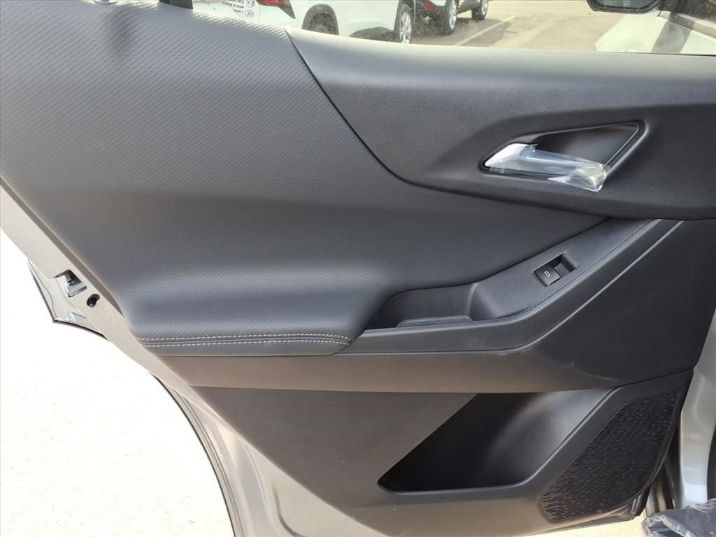 New 2026 Chevrolet Equinox LT w/ Safety and Technology Package image 21