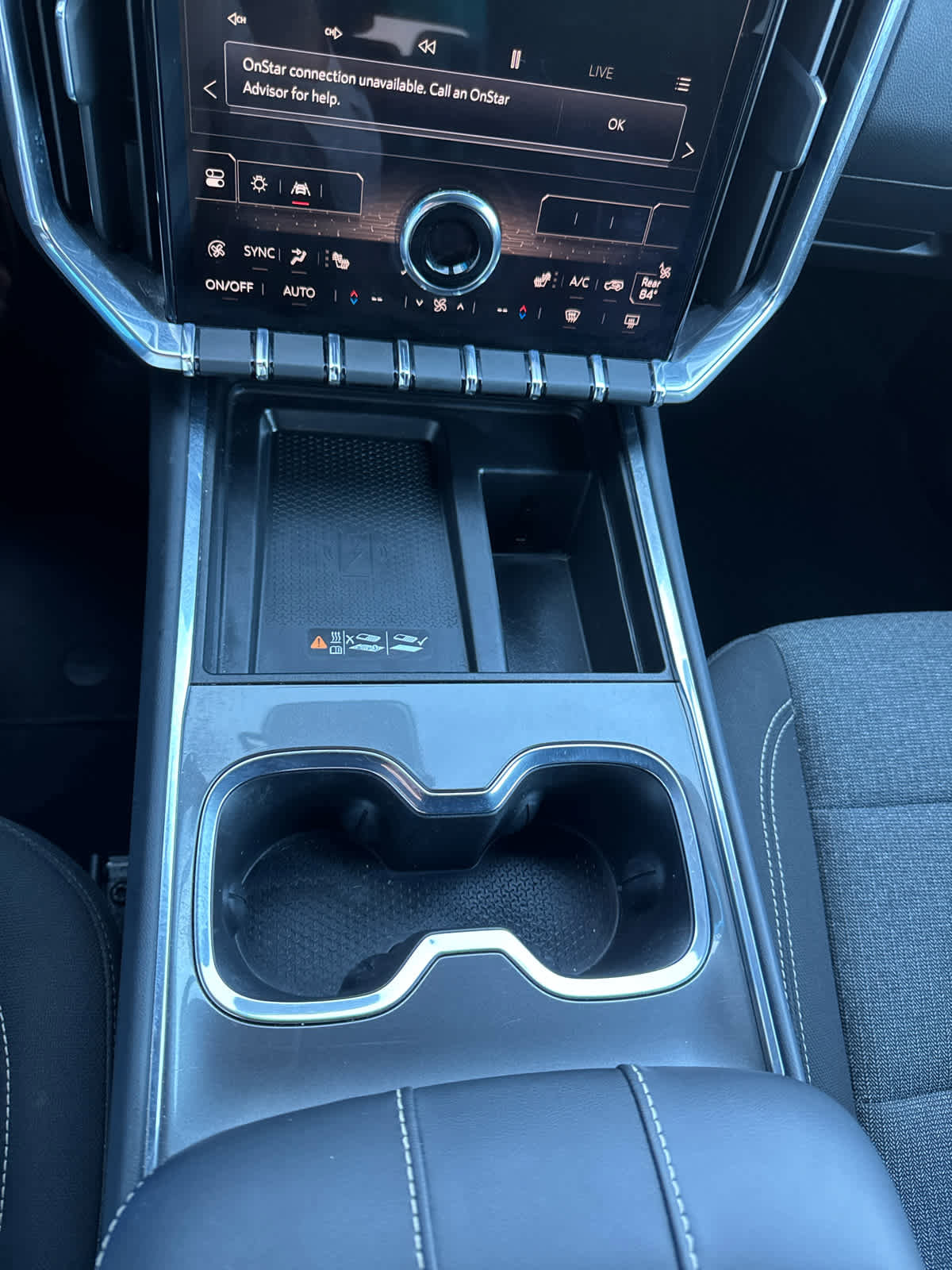 Used 2025 GMC Acadia Elevation image 30