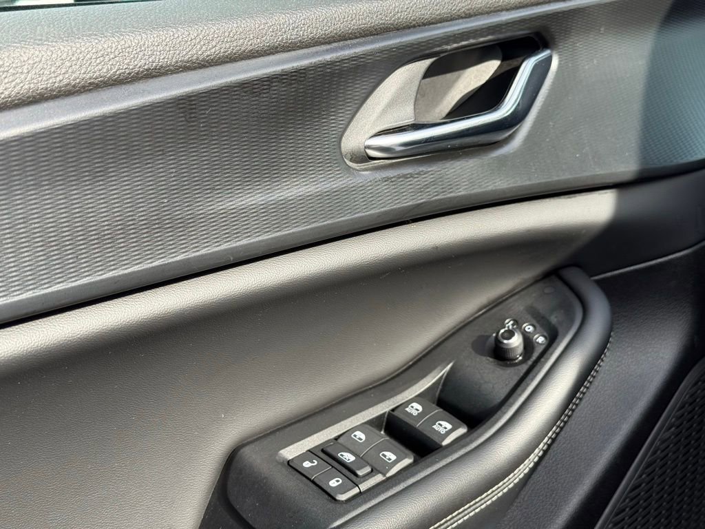 Used 2024 Jeep Grand Cherokee L Laredo image 25