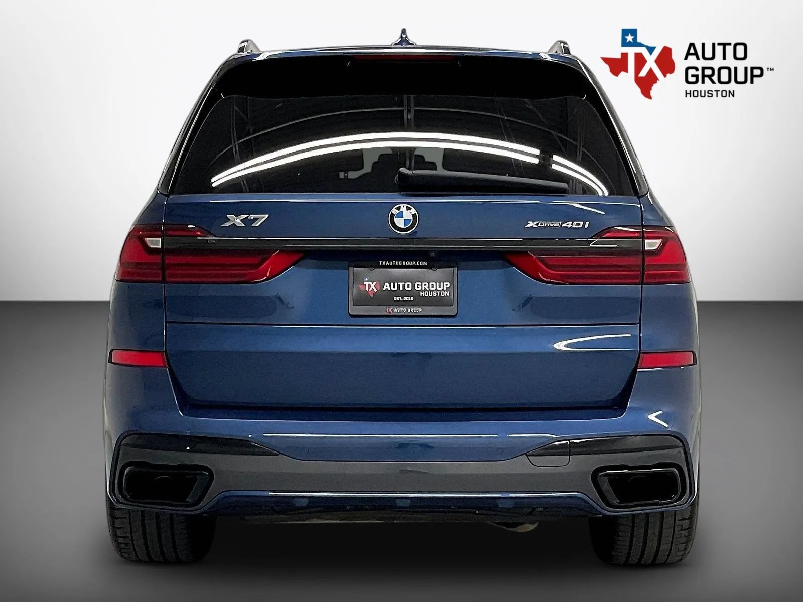 Used 2022 BMW X7 xDrive40i w/ M Sport Package AWD/4WD image 7