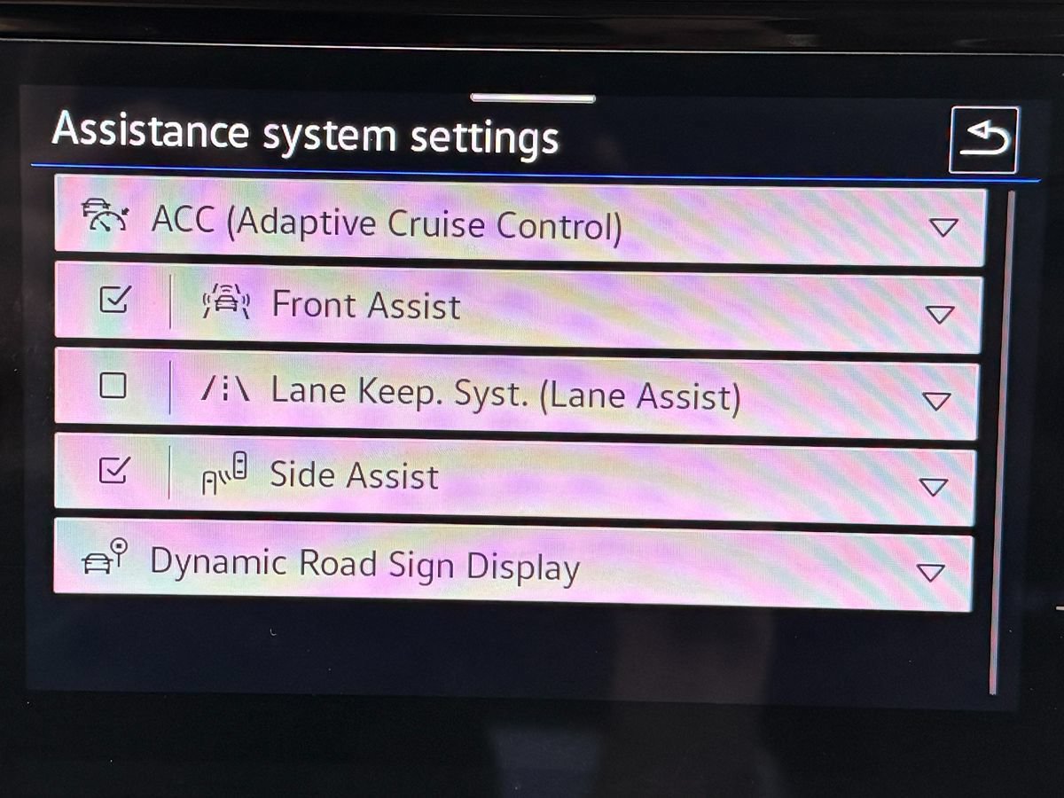 Used 2022 Volkswagen Atlas SEL R-Line AWD/4WD image 26