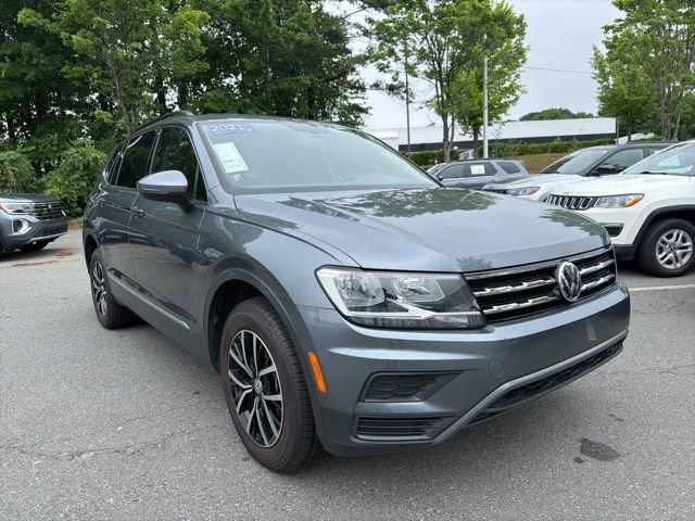 Used 2021 Volkswagen Tiguan SE FWD image 7