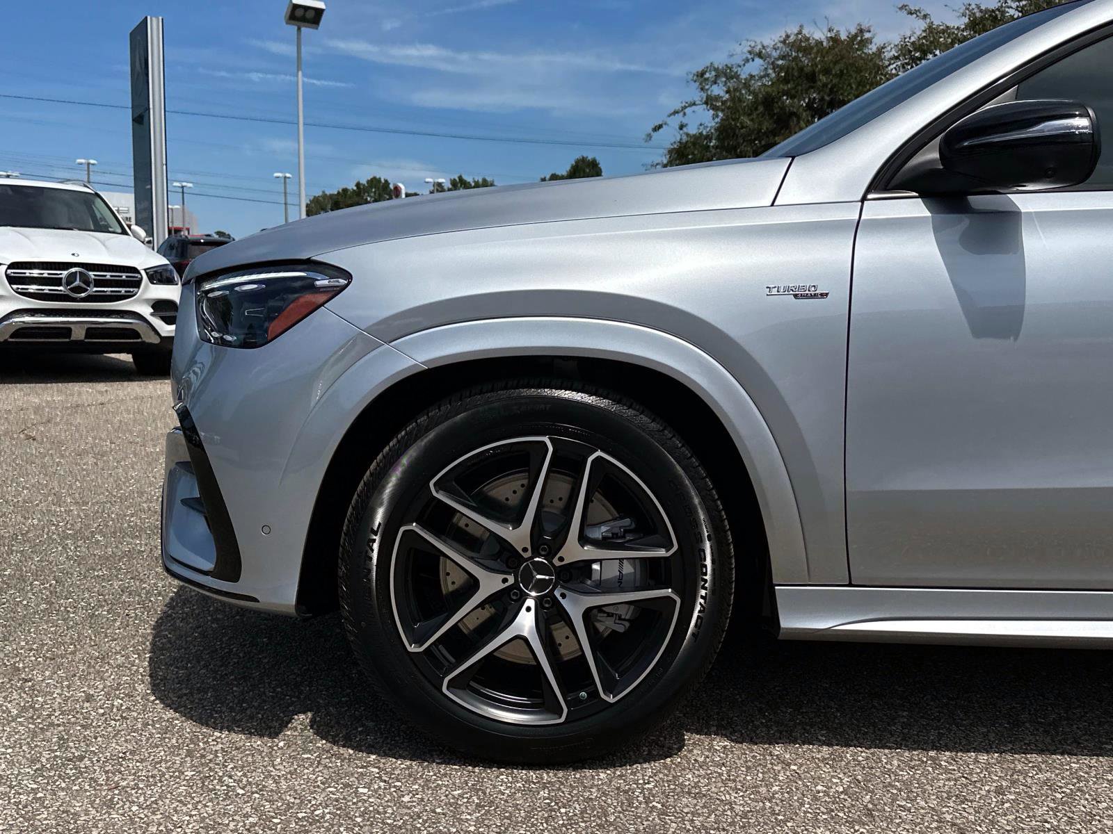 New 2026 Mercedes-Benz GLE 53 AMG 4MATIC Coupe image 10