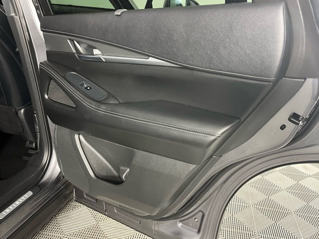 Used 2023 INFINITI QX60 Luxe w/ Cargo Package image 28