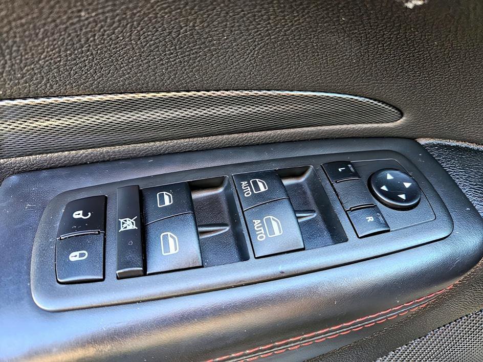 Used 2023 Dodge Durango R/T image 31