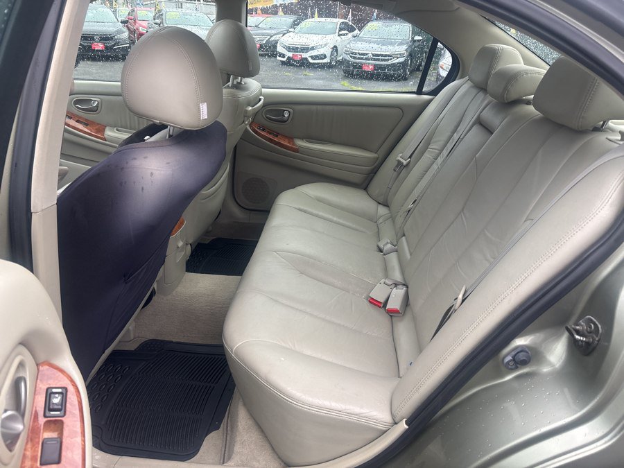 Used 2002 INFINITI I35 FWD image 24