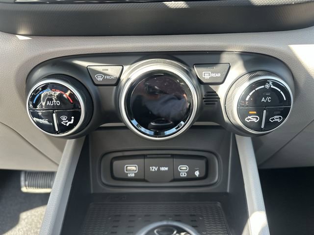 New 2026 Hyundai Venue SEL FWD image 16