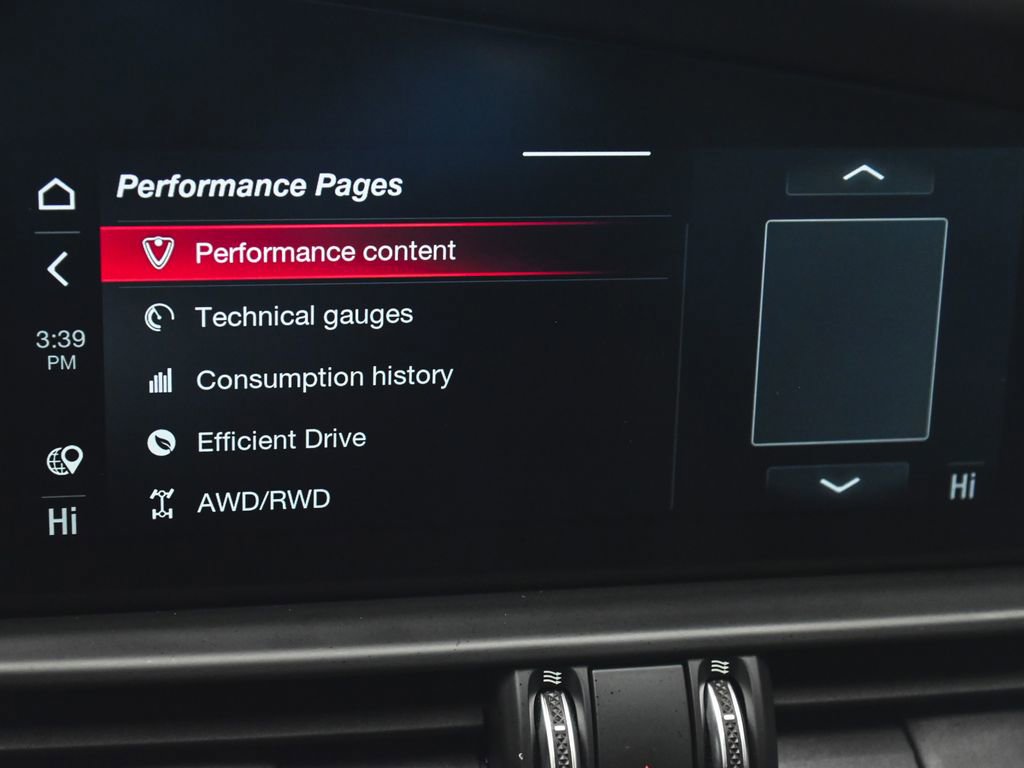 Used 2024 Alfa Romeo Giulia Veloce image 18