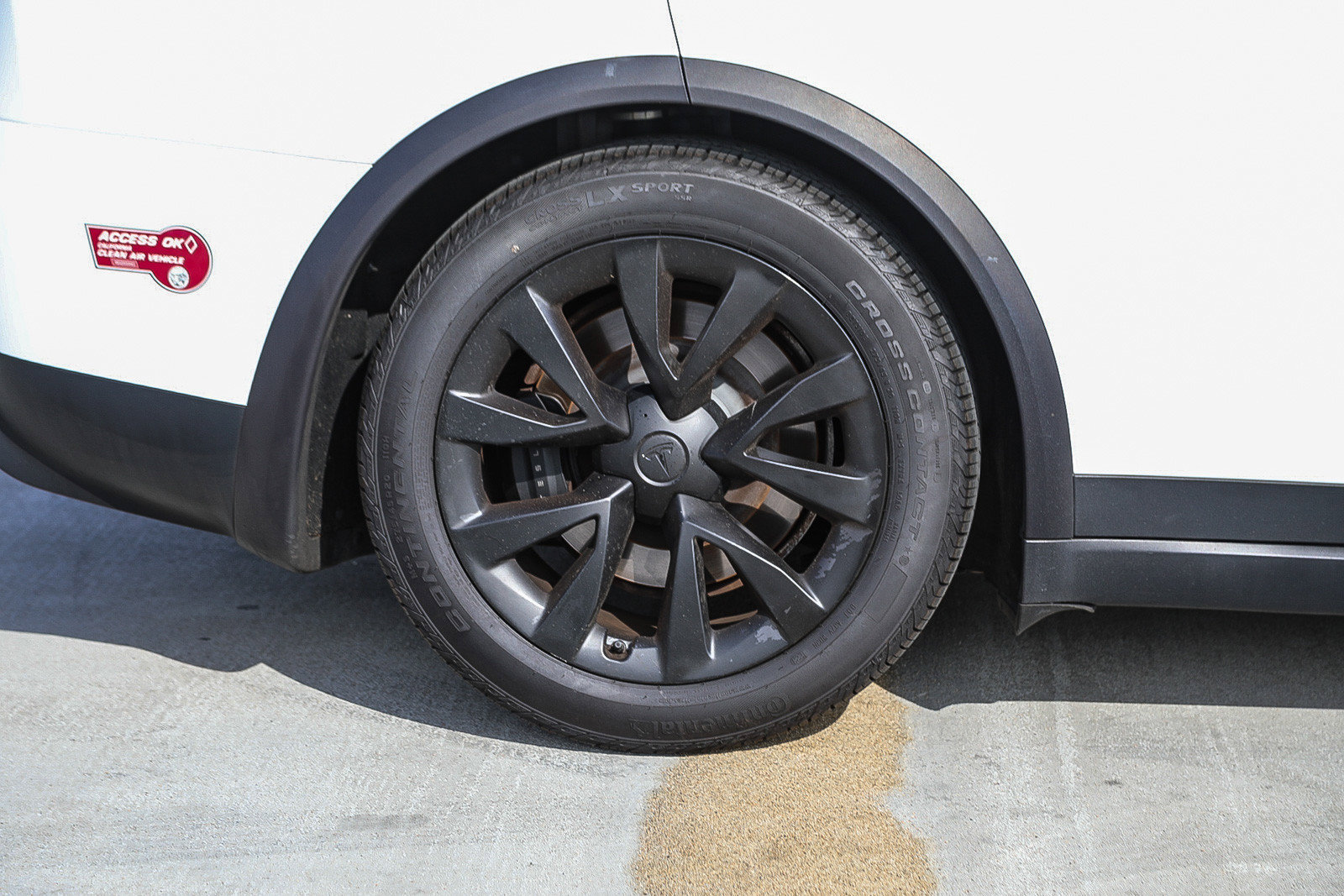 Used 2023 Tesla Model X AWD/4WD image 11
