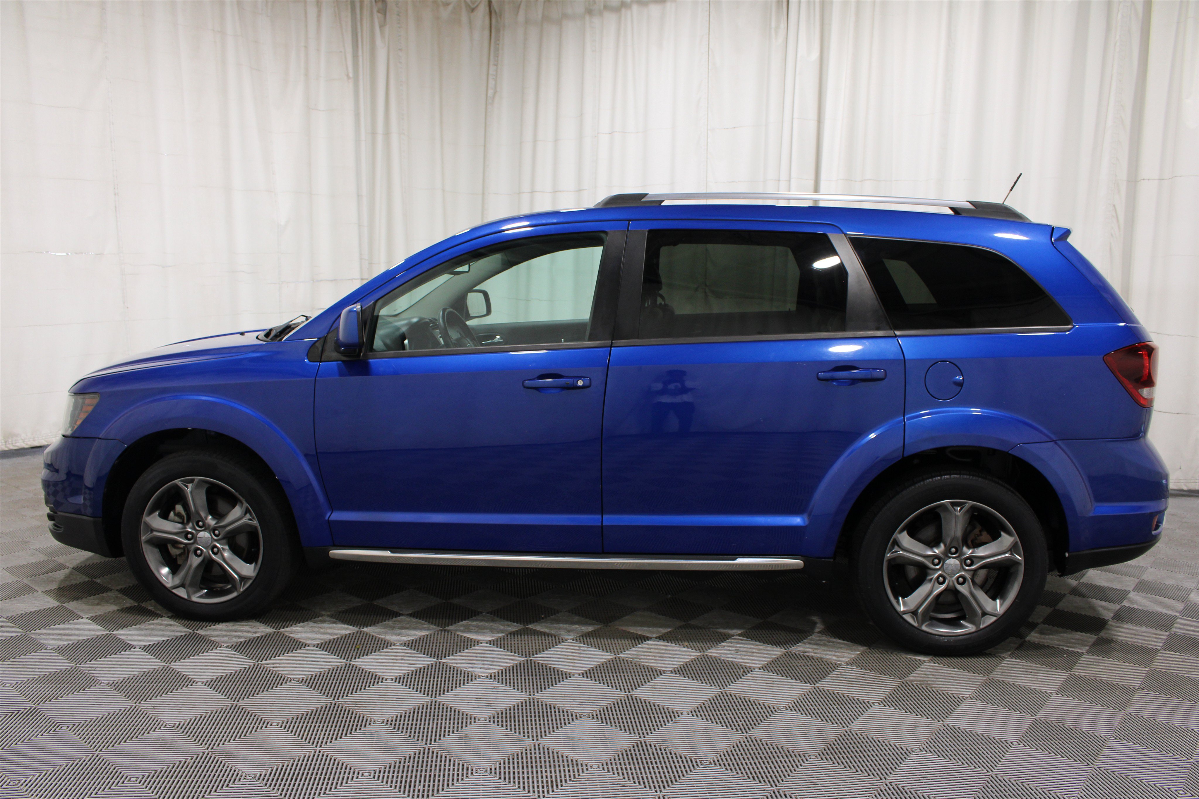 Used 2015 Dodge Journey Crossroad w/ Flexible Seating Group AWD/4WD image 30