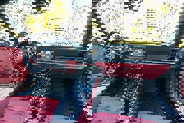 Used 2021 Porsche 911 Carrera image 91