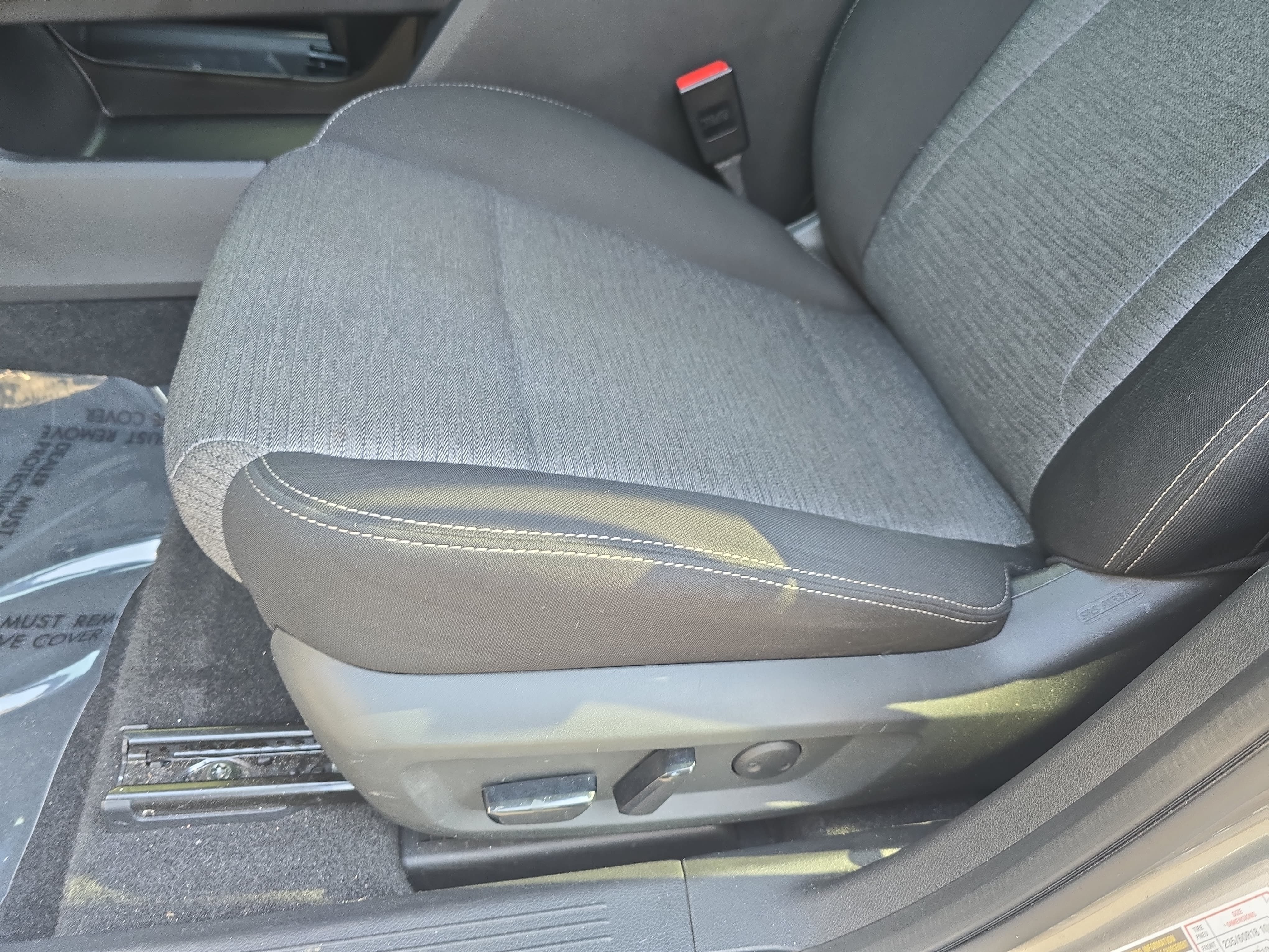 Used 2022 Nissan Rogue SV FWD image 27