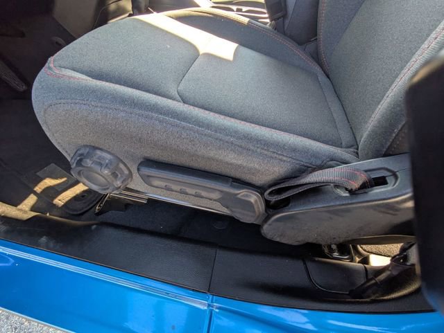 Used 2025 Jeep Wrangler Unlimited Rubicon image 13